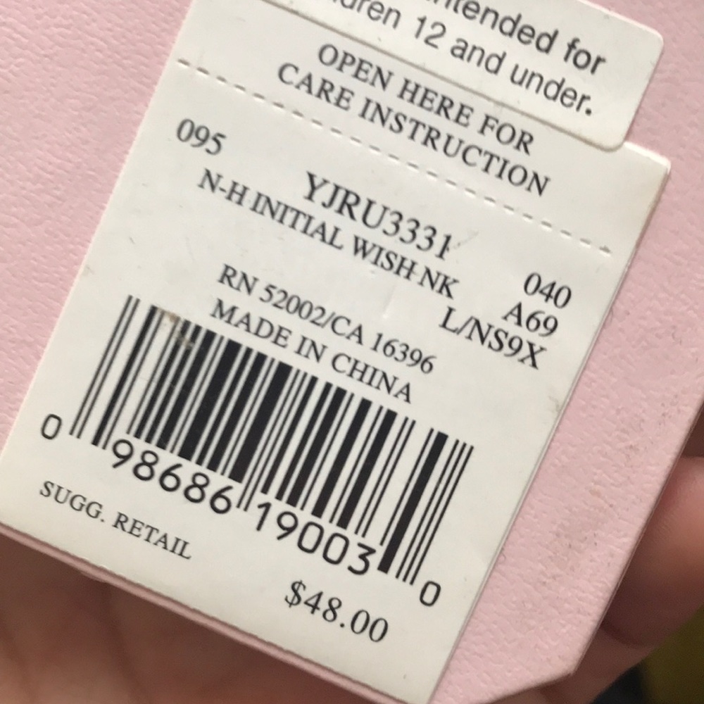 Juicy Couture “H” initial necklace - Picture 2 of 3